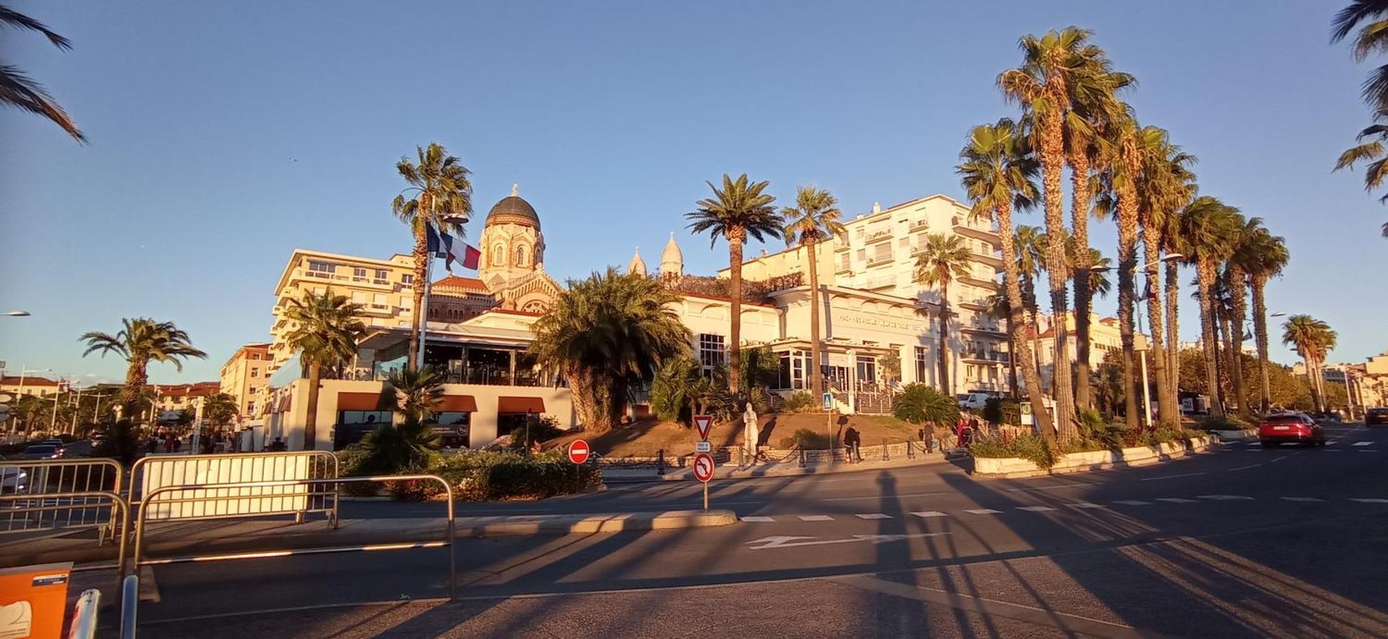 Maison Au Calme Avec Jardin Et Piscine Saint Raphael Extérieur photo