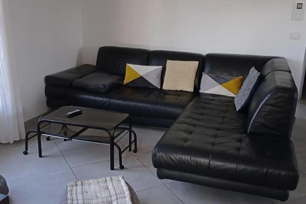 Maison Au Calme Avec Jardin Et Piscine Saint Raphael Extérieur photo